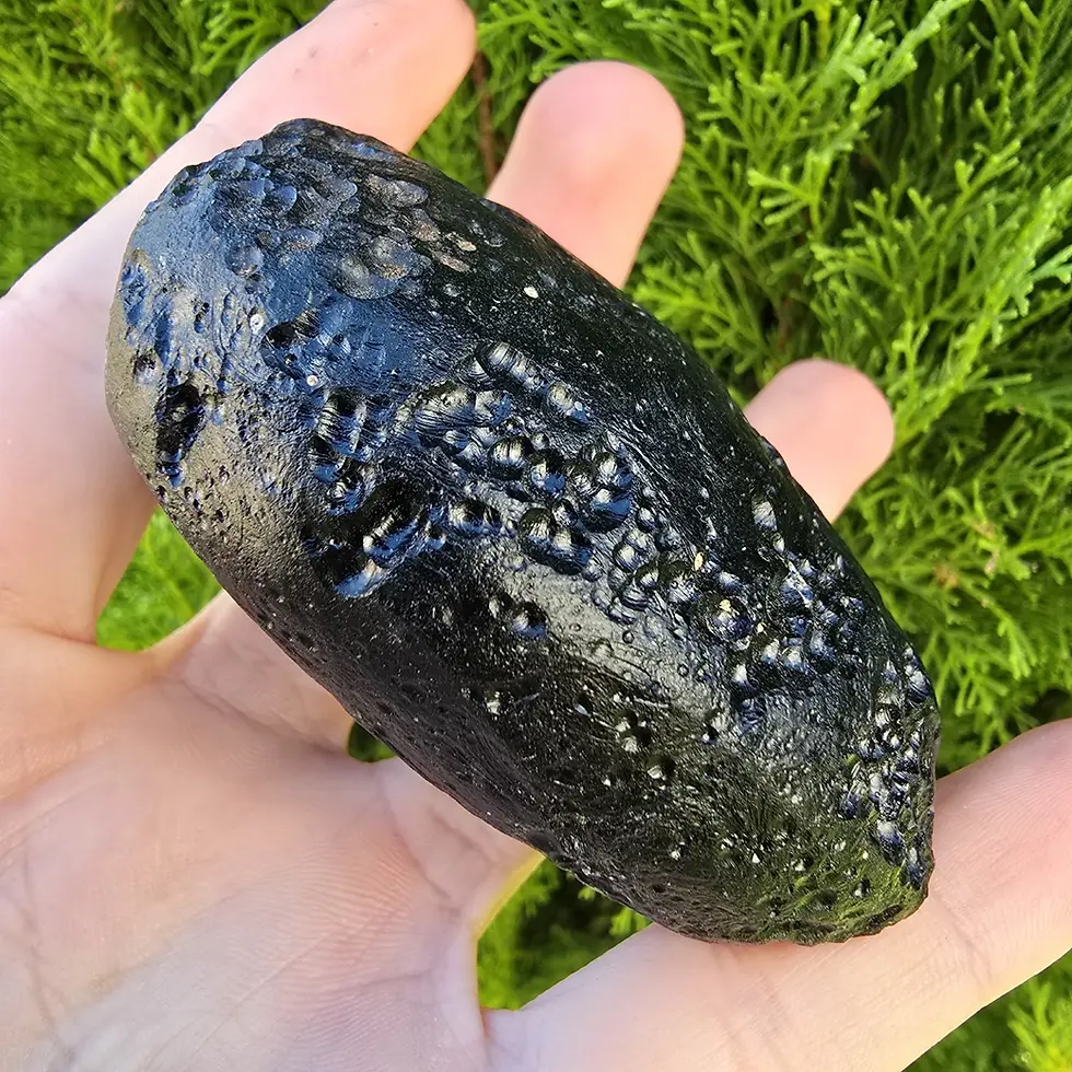 Thumbnail: Indochinite tektite 216.65g