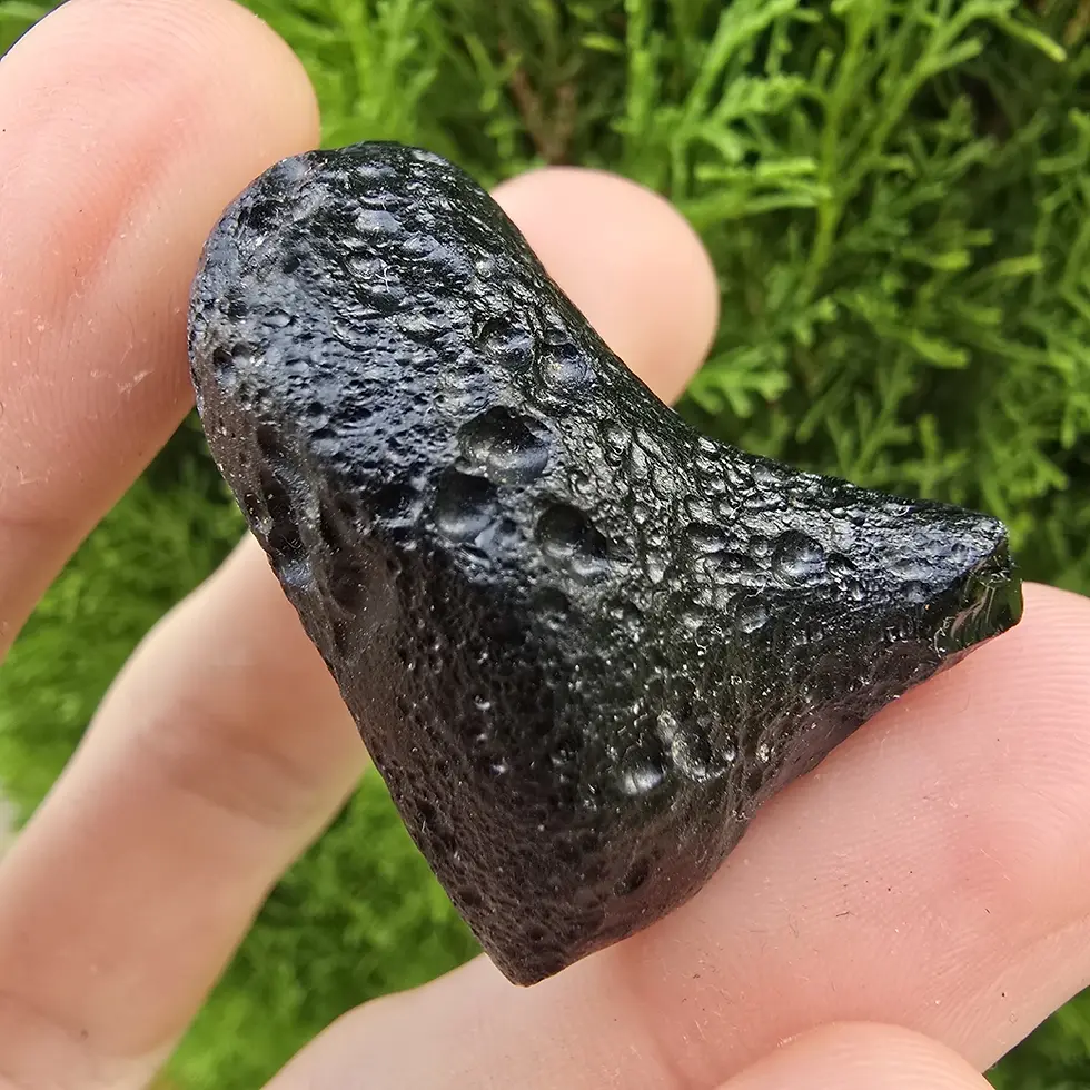 Thumbnail: Philippinite tektite 27.08g