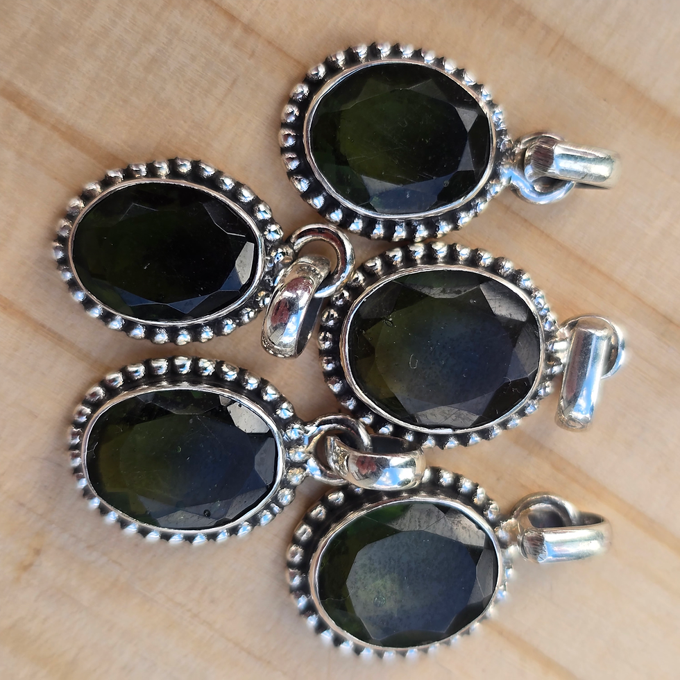 Thumbnail: Faceted Moldavite Pendant