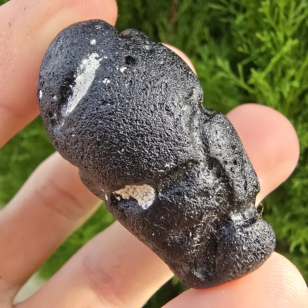 Thumbnail: Philippinite tektite 35.47g