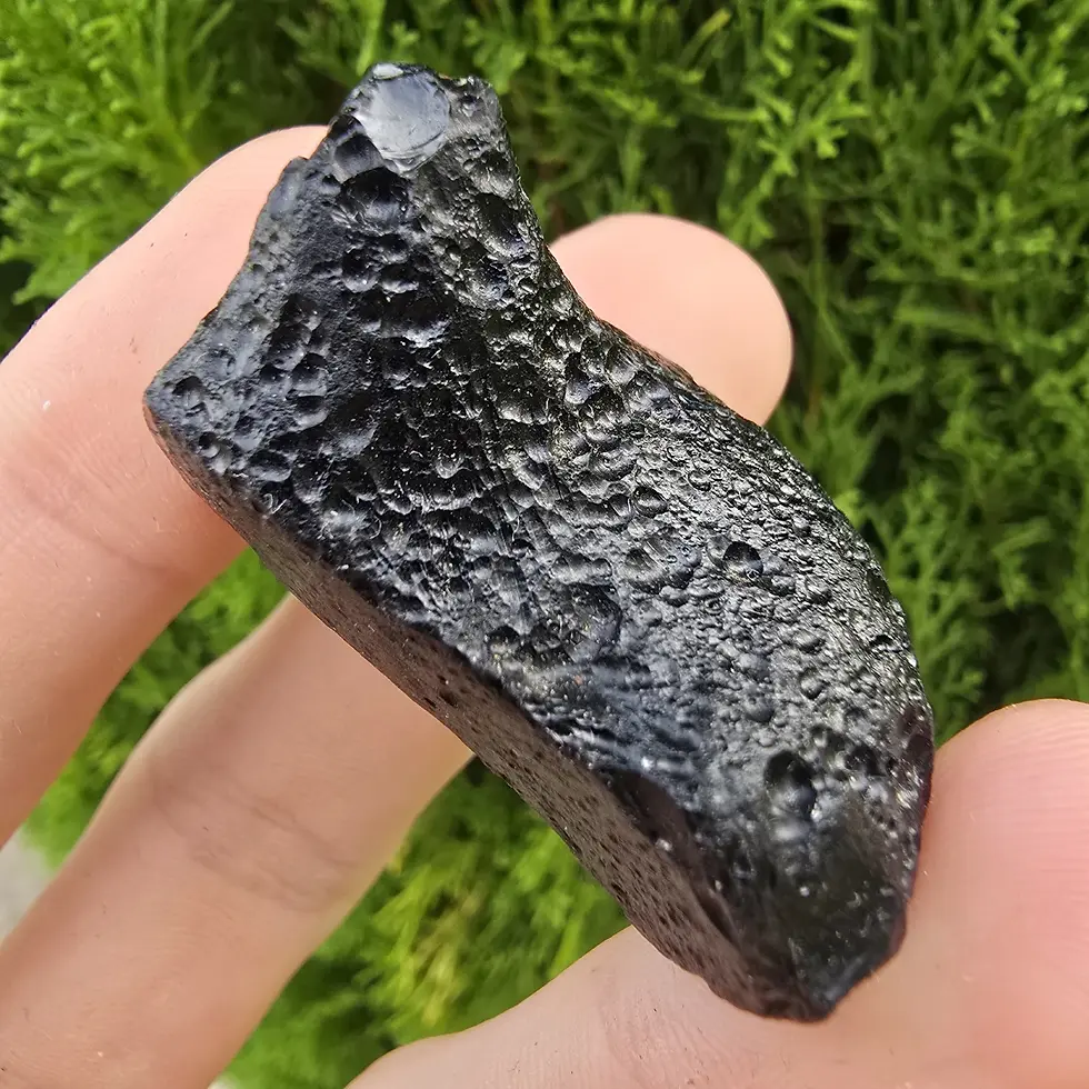 Thumbnail: Philippinite tektite 27.08g
