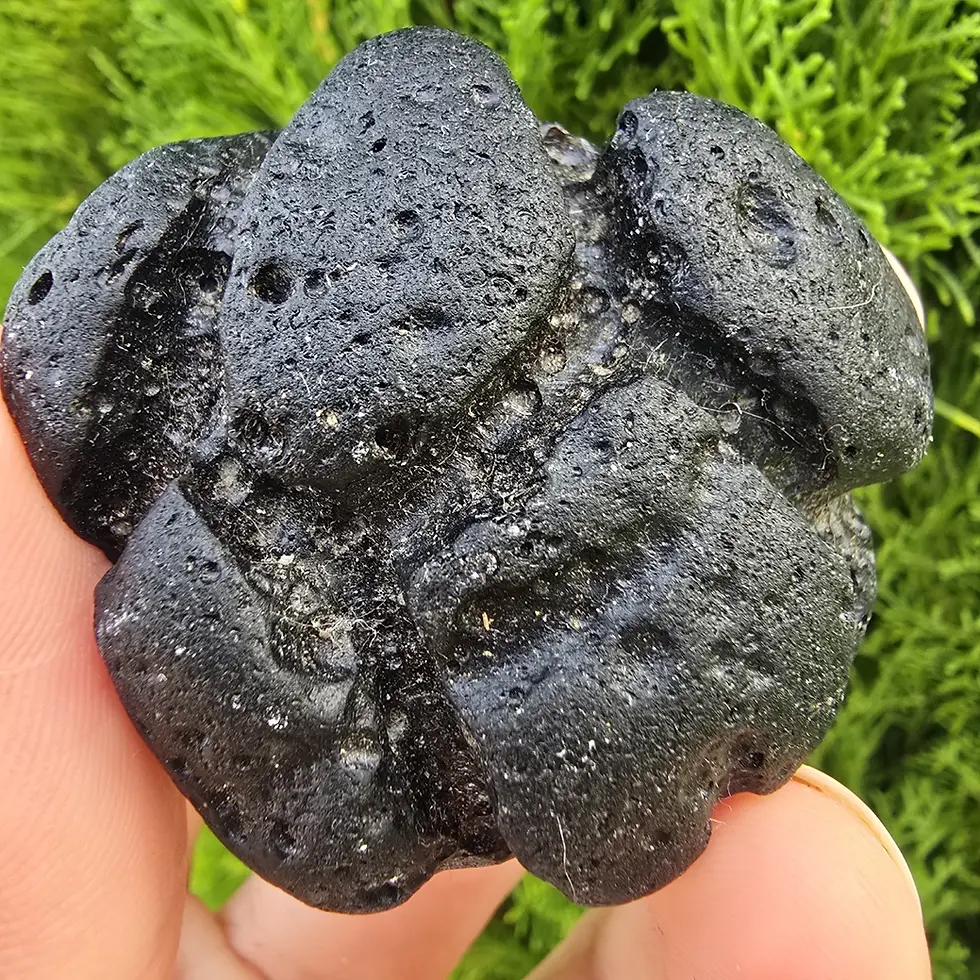 Thumbnail: Philippinite tektite 66.77g