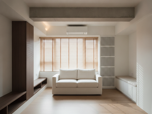 理想客廳背後,你睇唔到嘅結構缺陷——香港 living room design 的現實與逆轉