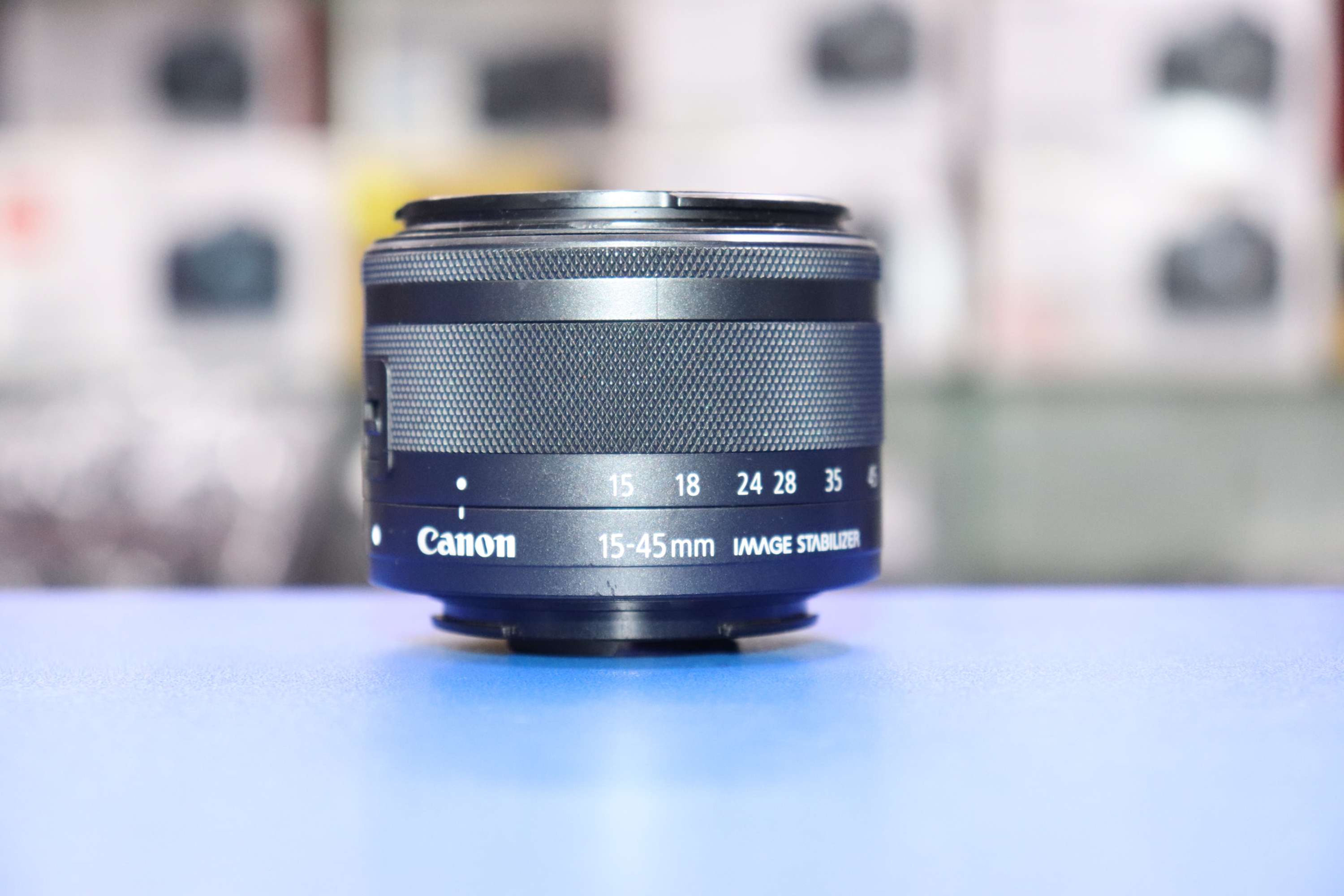Canon 15-45mm M50 lens