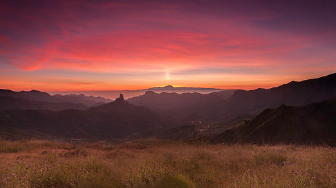 Tenerife_Desde_Gran_Canaria_(159817257).jpeg