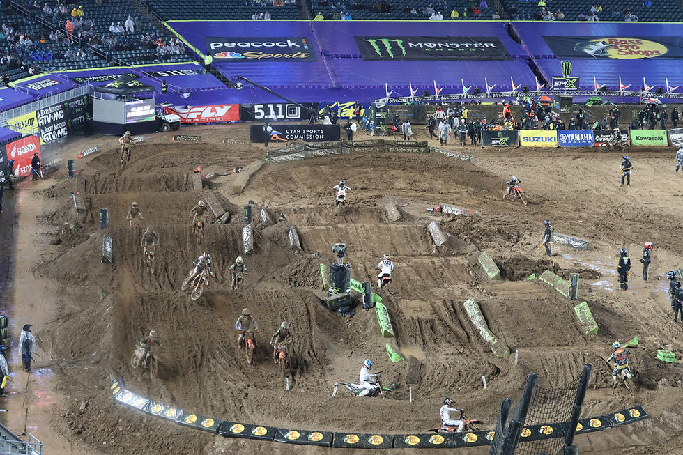 I Went to Philadelphia Supercross. Here's How It Stacks Up Against NASCAR, IndyCar, and F1.