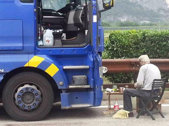Dall'Est i nuovi schiavi dell'autotrasporto, Cna: "Fermare la concorrenza sleale che ha