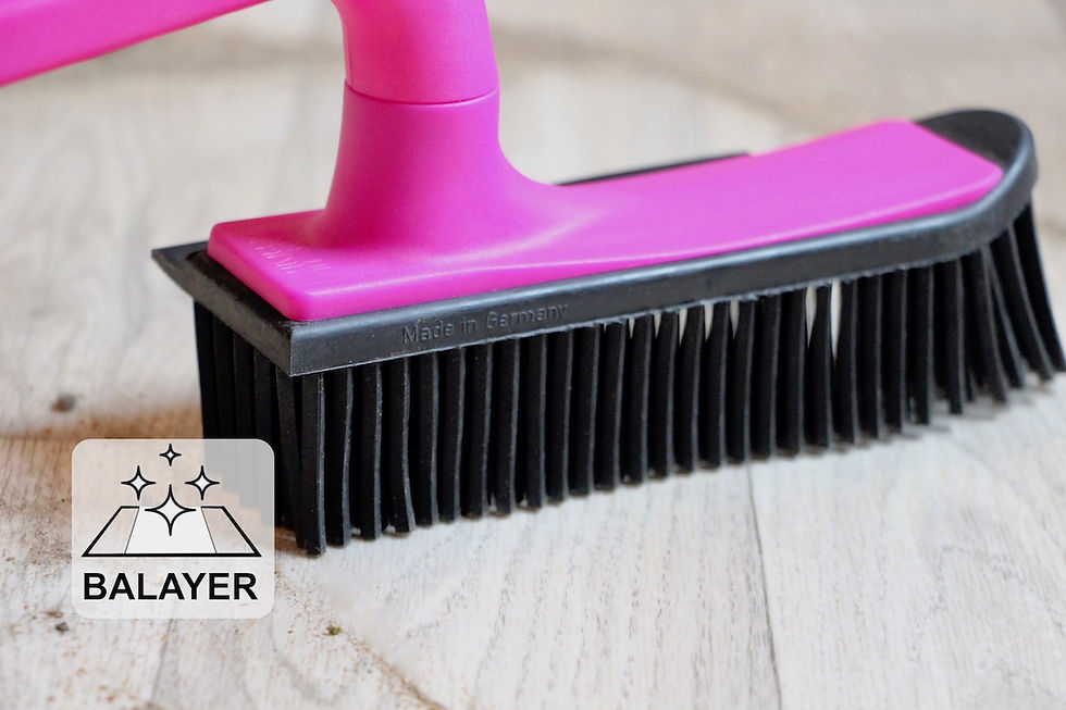 Balayette SORCIER picot V rose. Balai SORCIER