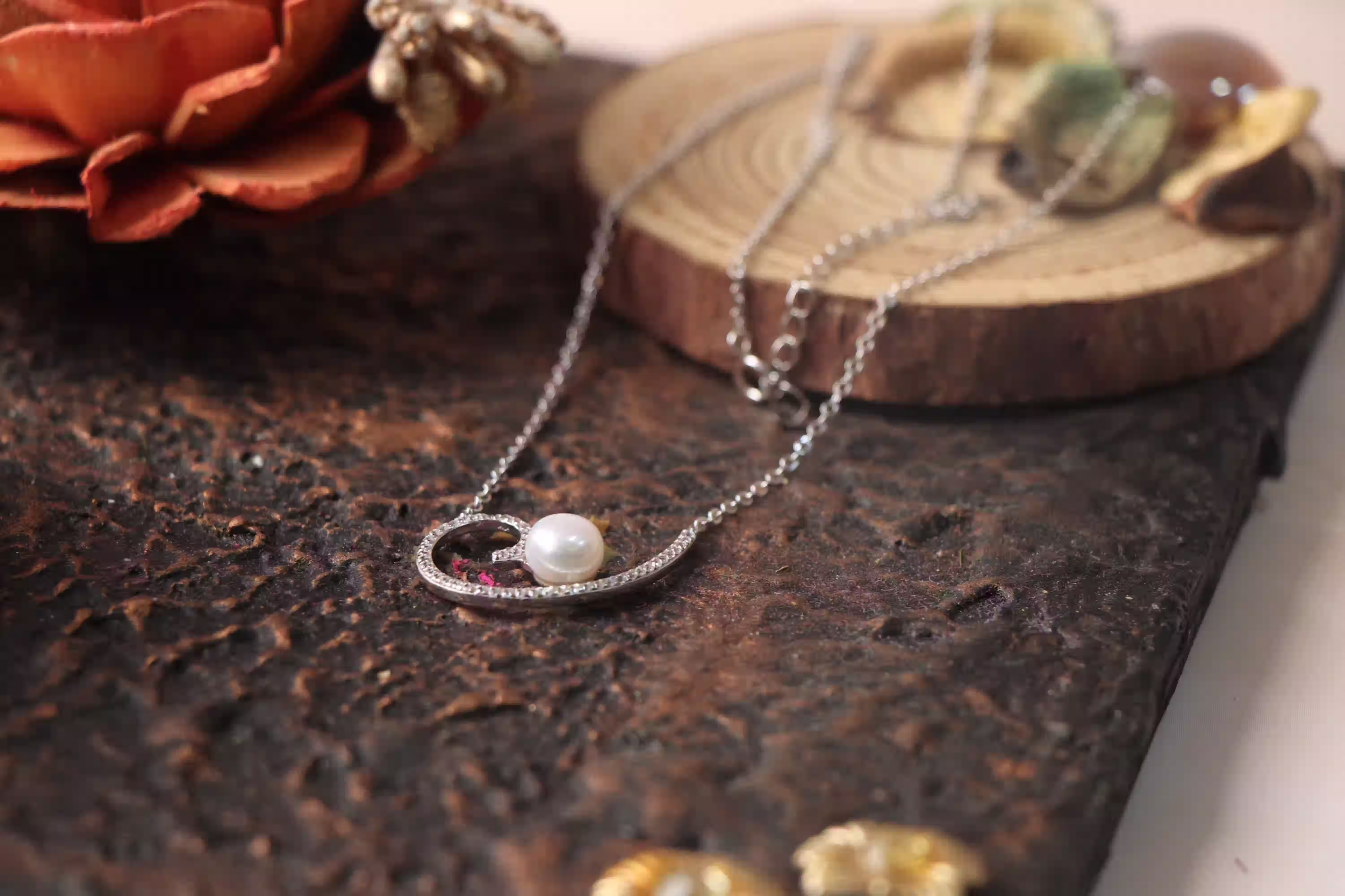 Pearl Wave 925 Silver Necklace