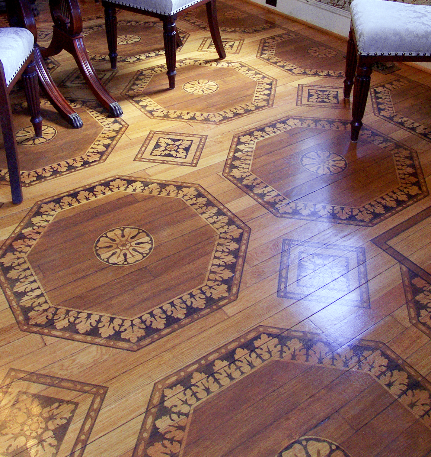 Stencilled marquetry