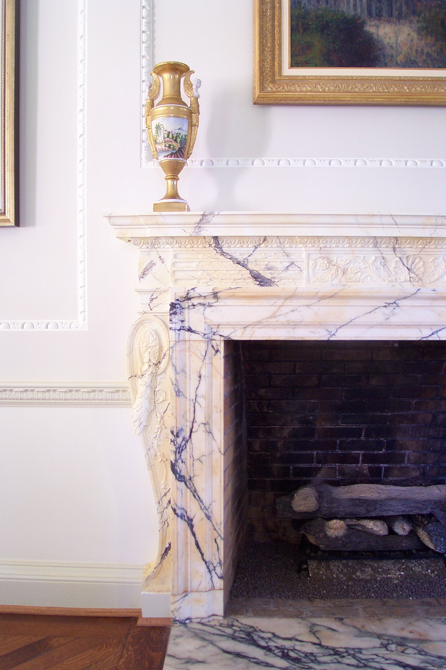 Marbleized mantel