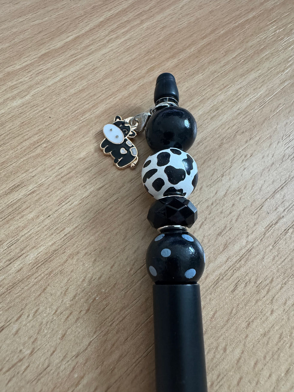 Black cow beaded pen
