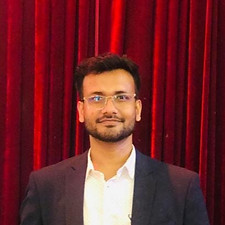 Praveen_edited.jpg