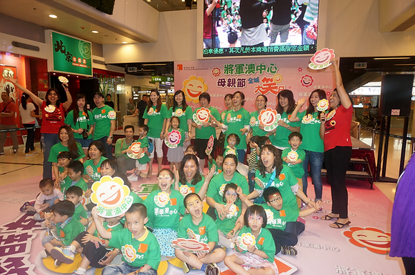 Mothers Day Happiness Laughter and Cheer at Parc Central