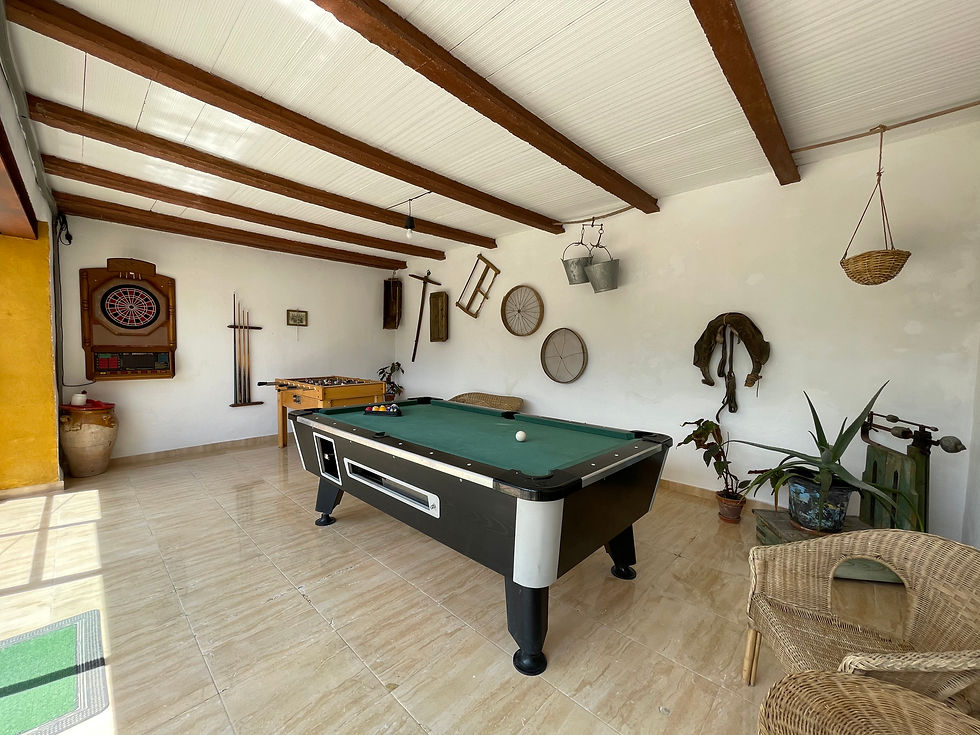 sala de juegos casa el almendro