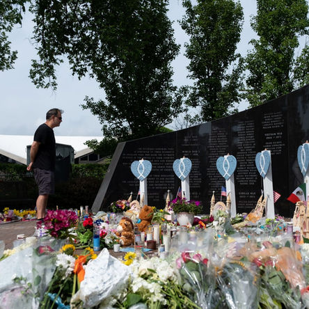 Christians reflect on Fourth of July parade shooting that claimed seven lives