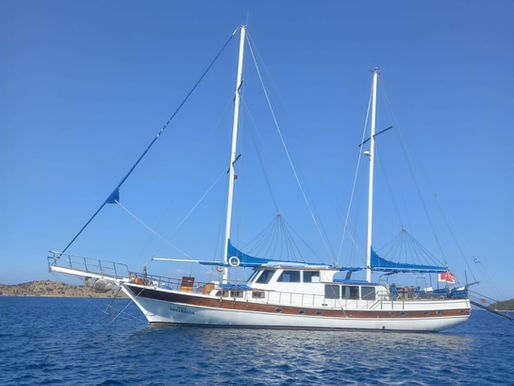 🌊 Sail the Aegean in Style with Fanos Gulet Yacht Charters 🚤