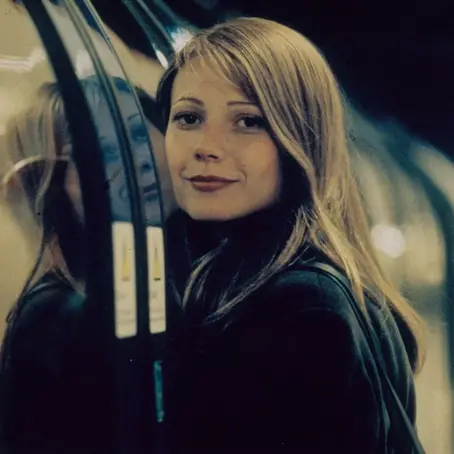 Ya paralel evrenimde daha mutluysam :)