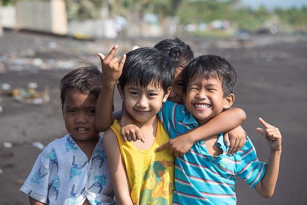shutterstock_260495861 kids in street.jp