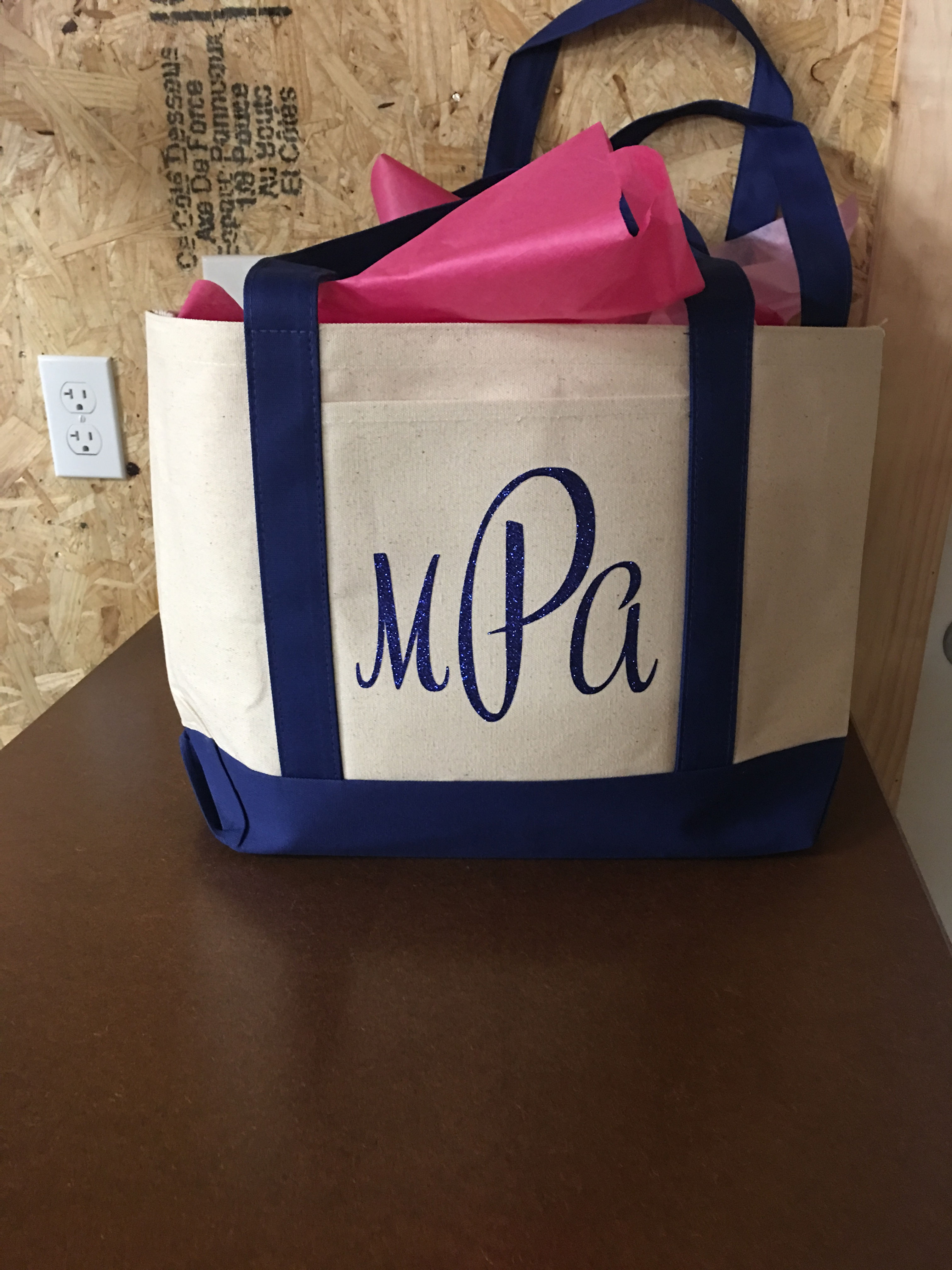 Personalized tote