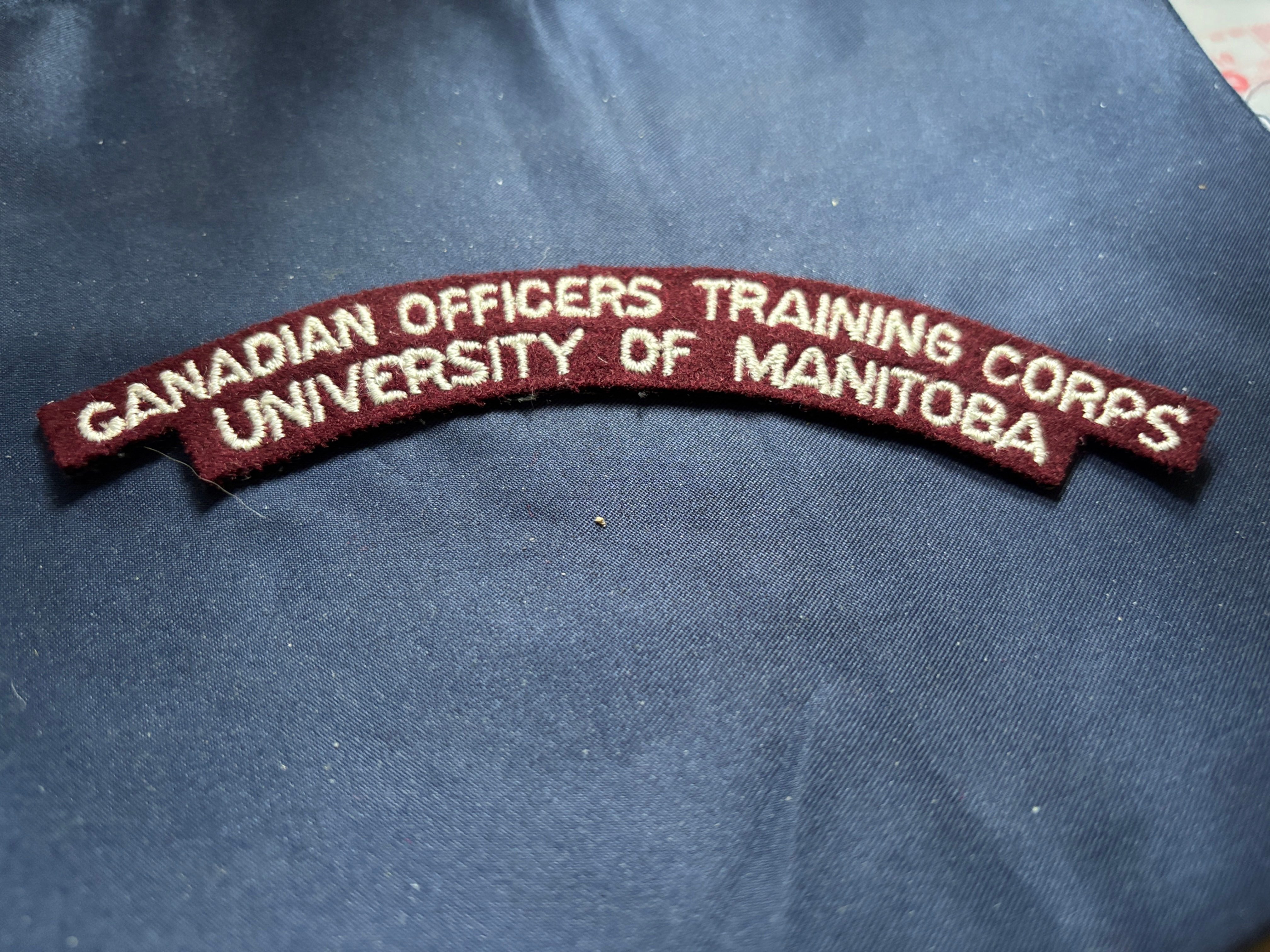 Canadian Army 1920-53 Shoulder Flash COTC Manitoba