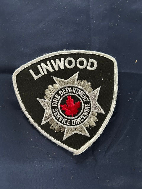 Canadian Fire Dept Shoulder flash Linwood (white)