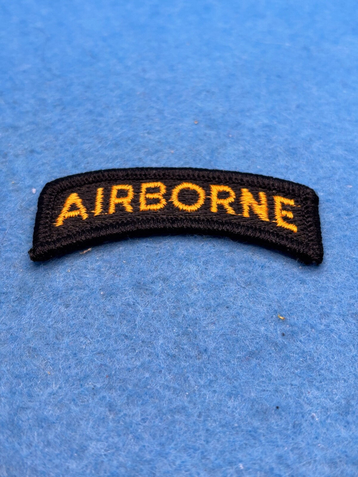 U.S. Army shoulder Airborne tab