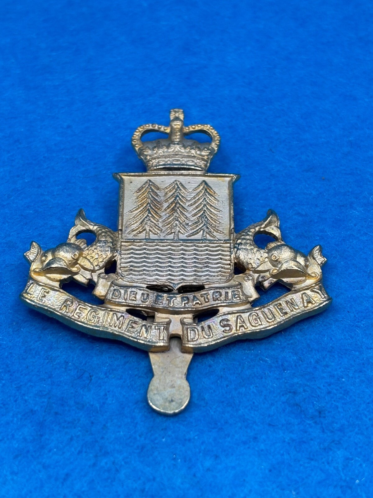 CanadianArmy Post 1980 Cap badge Regiment Du Saguenay (Lamond)