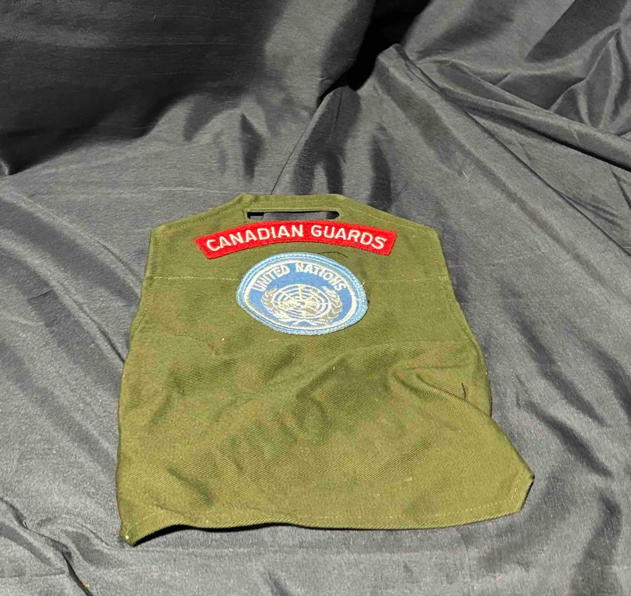 Canadian Army 1953-68 Brassard Canadian Guards UN