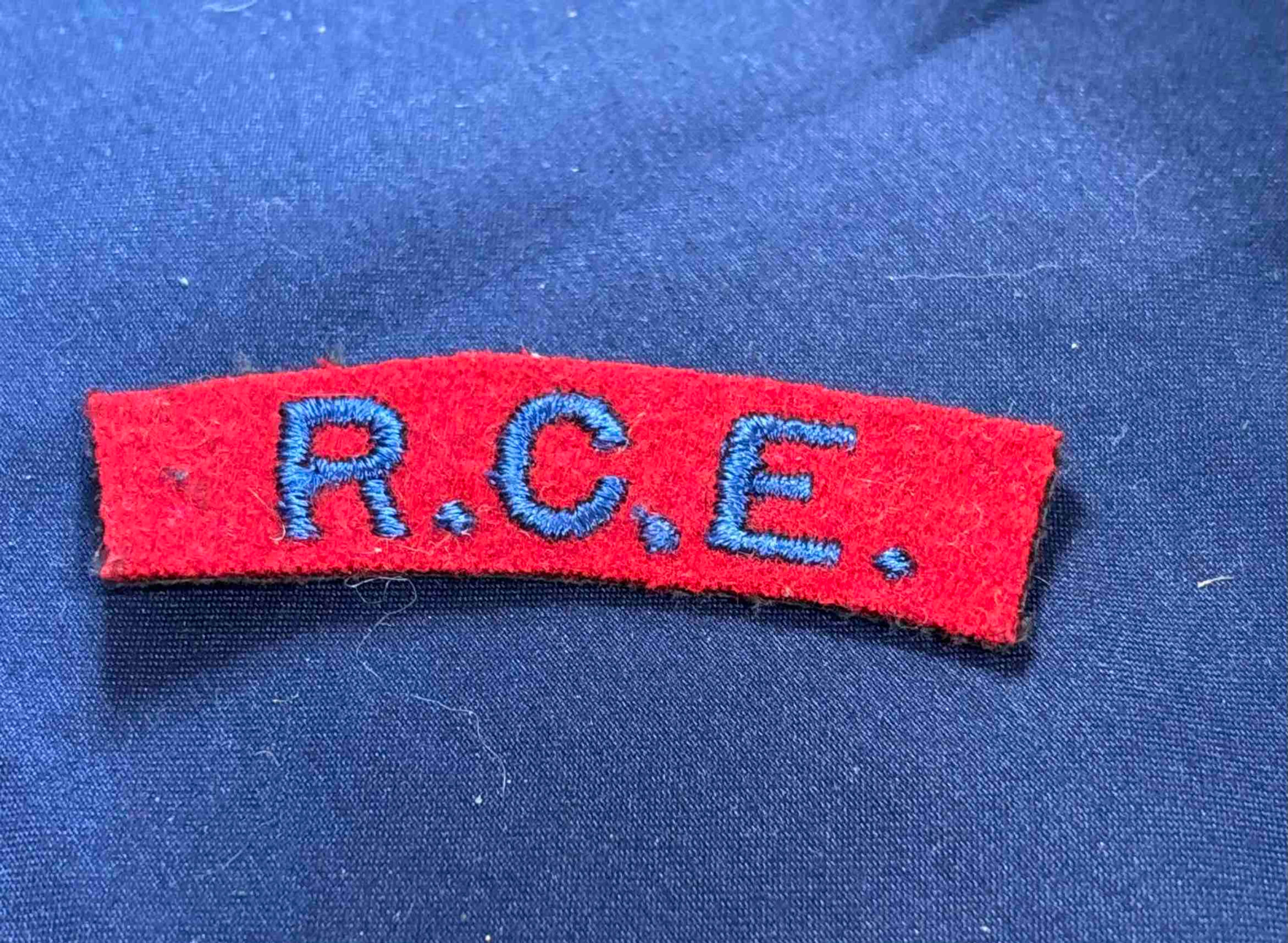 Canadian Army 1920-53 Shoulder Flash Royal Canadian Engineers
