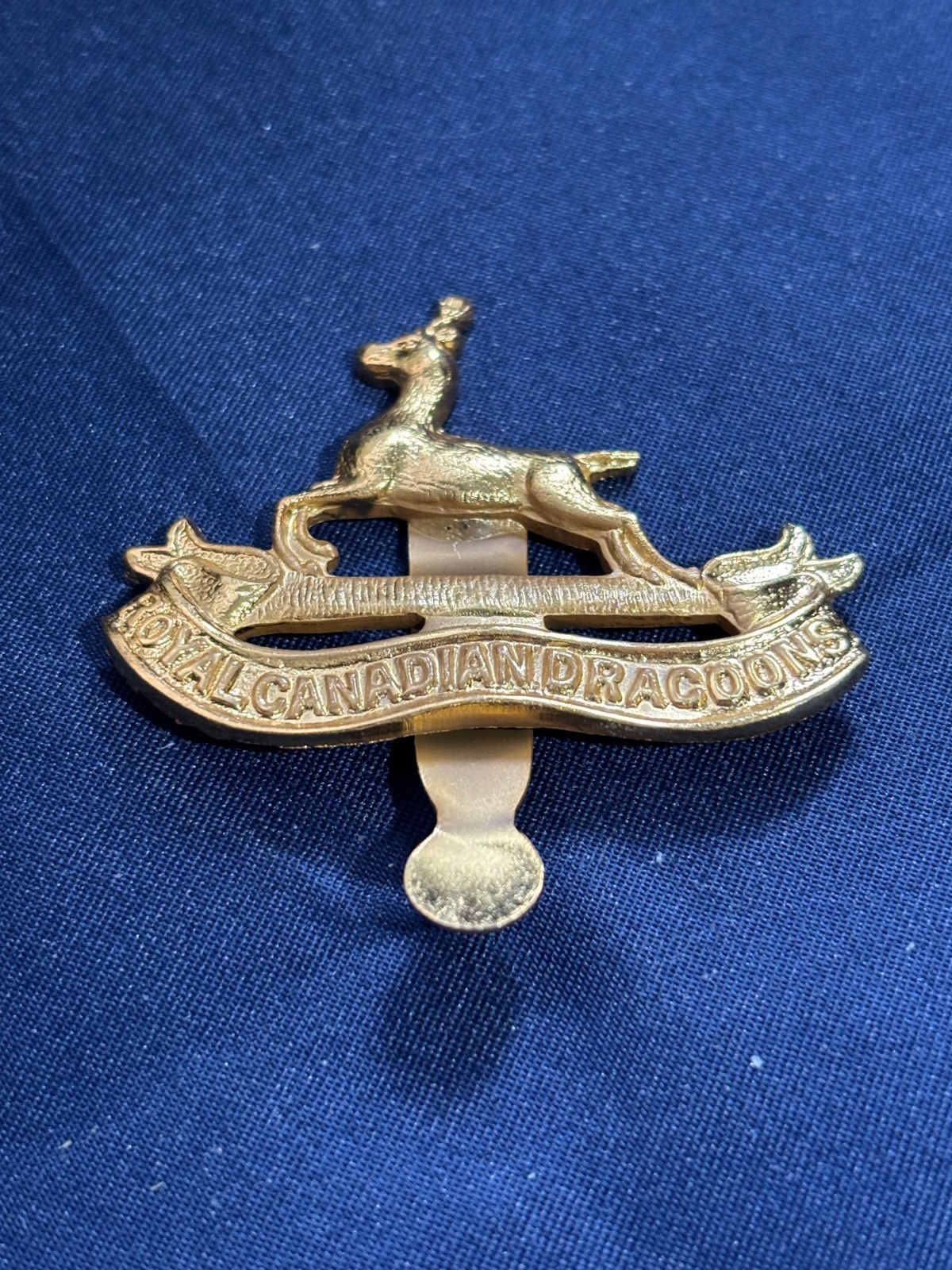 CanadianArmy Post 1980 Cap badge Royal CanadianDragoons (PMP 82)