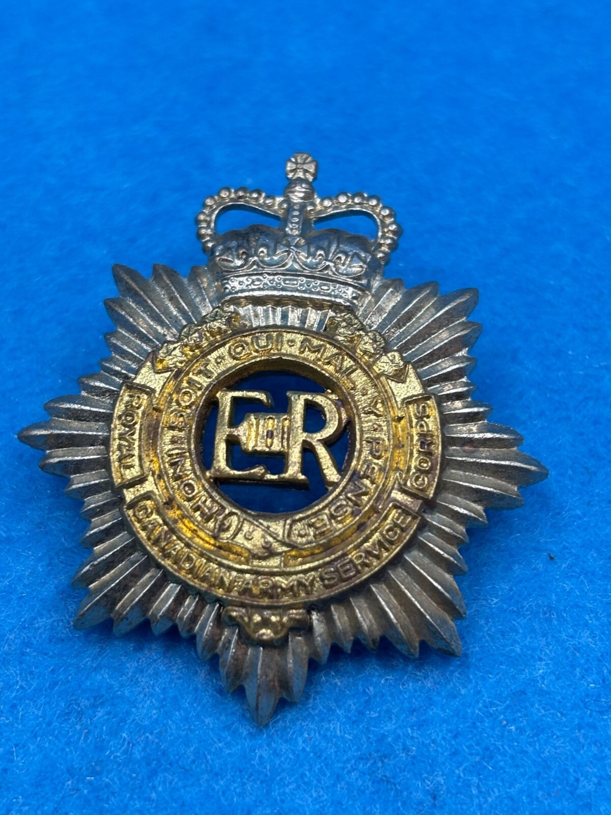 Canadian Army 1953-68 Cap badge Royal Canadian Army Service Corp