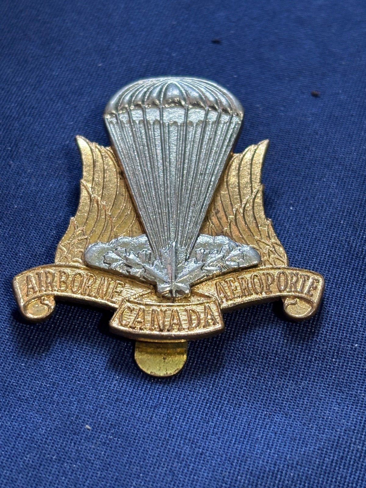 Canadian Army 1953-68 Cap badge Canadian Airborne