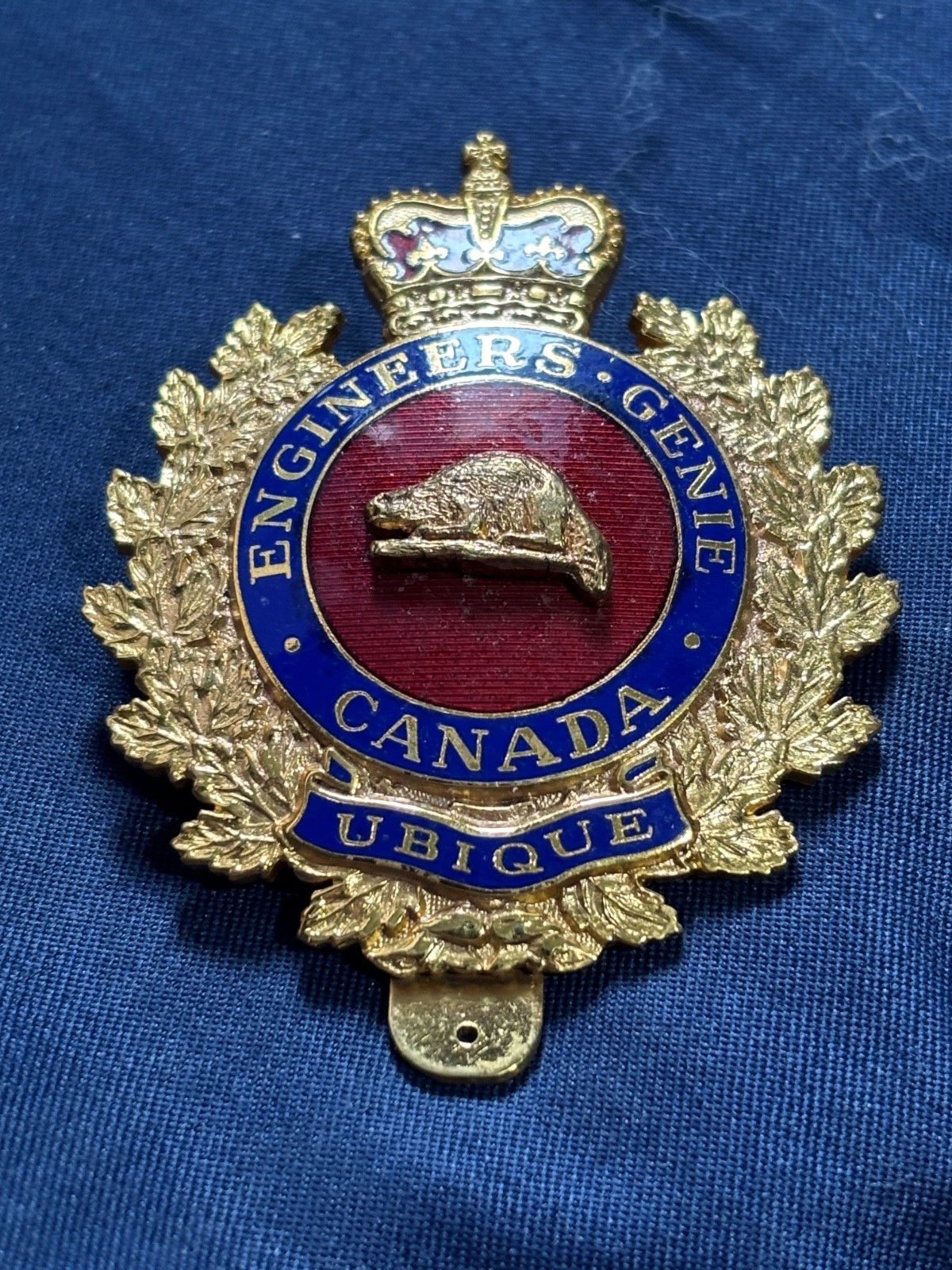 Canadian Army Unification Cap badge Engineering Branch (first issue smaller size