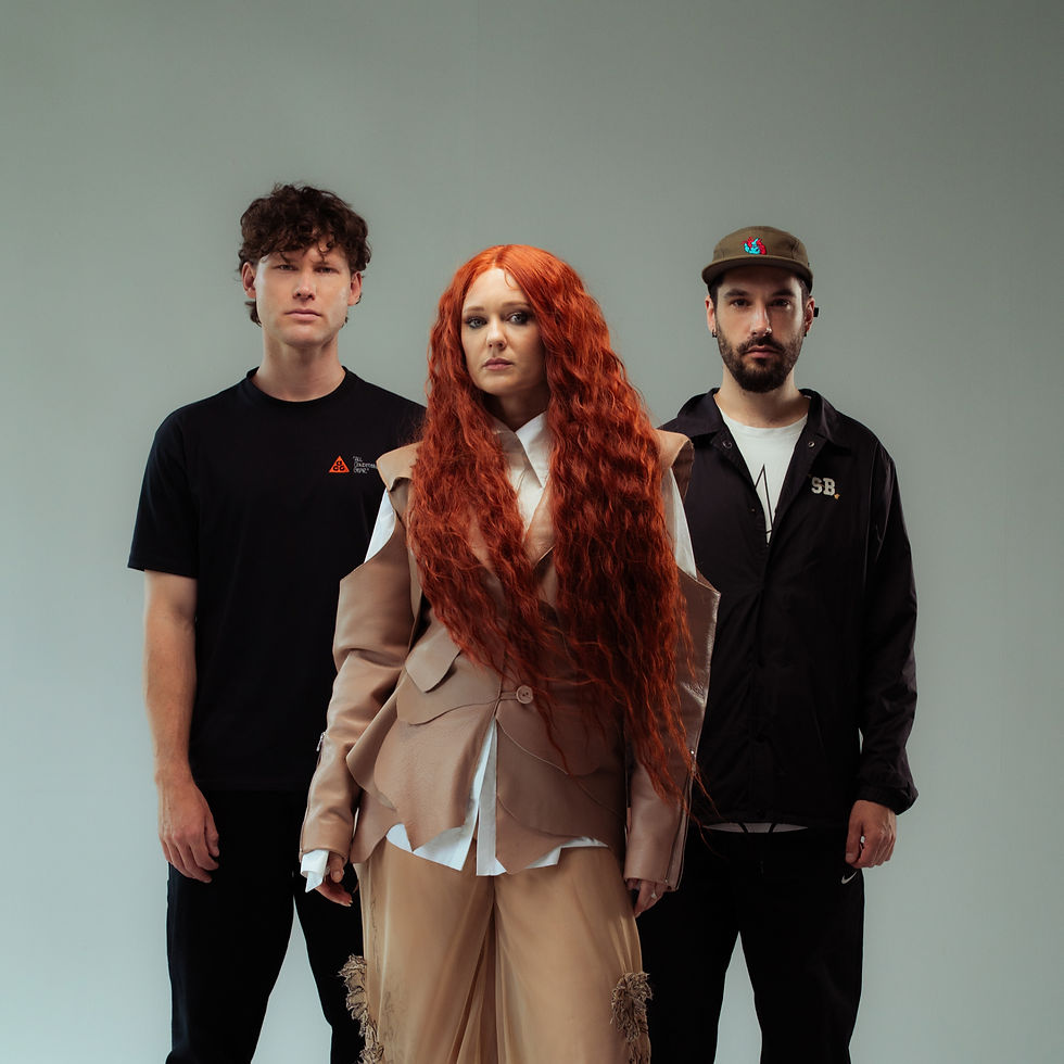 KONCERTS "VIENTUĻO DZEJNIEKU SALA" LIEPĀJĀ