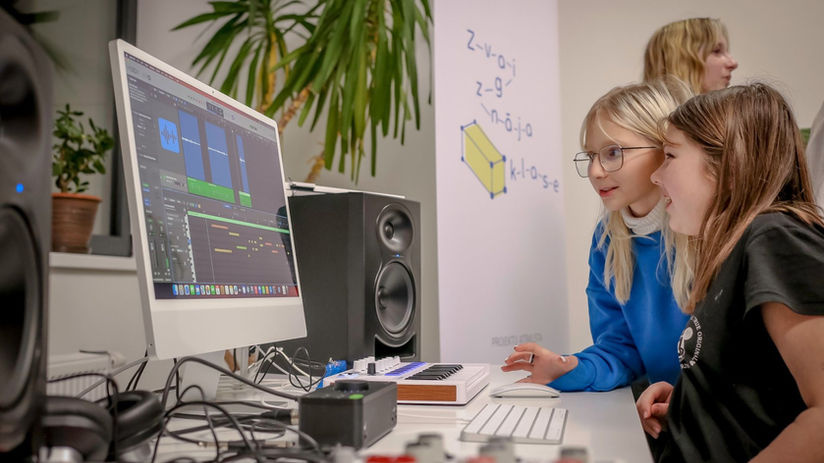 bērnu ballītes, dziesmu rakstīšana, izglītojošas aktivitātes bērniem