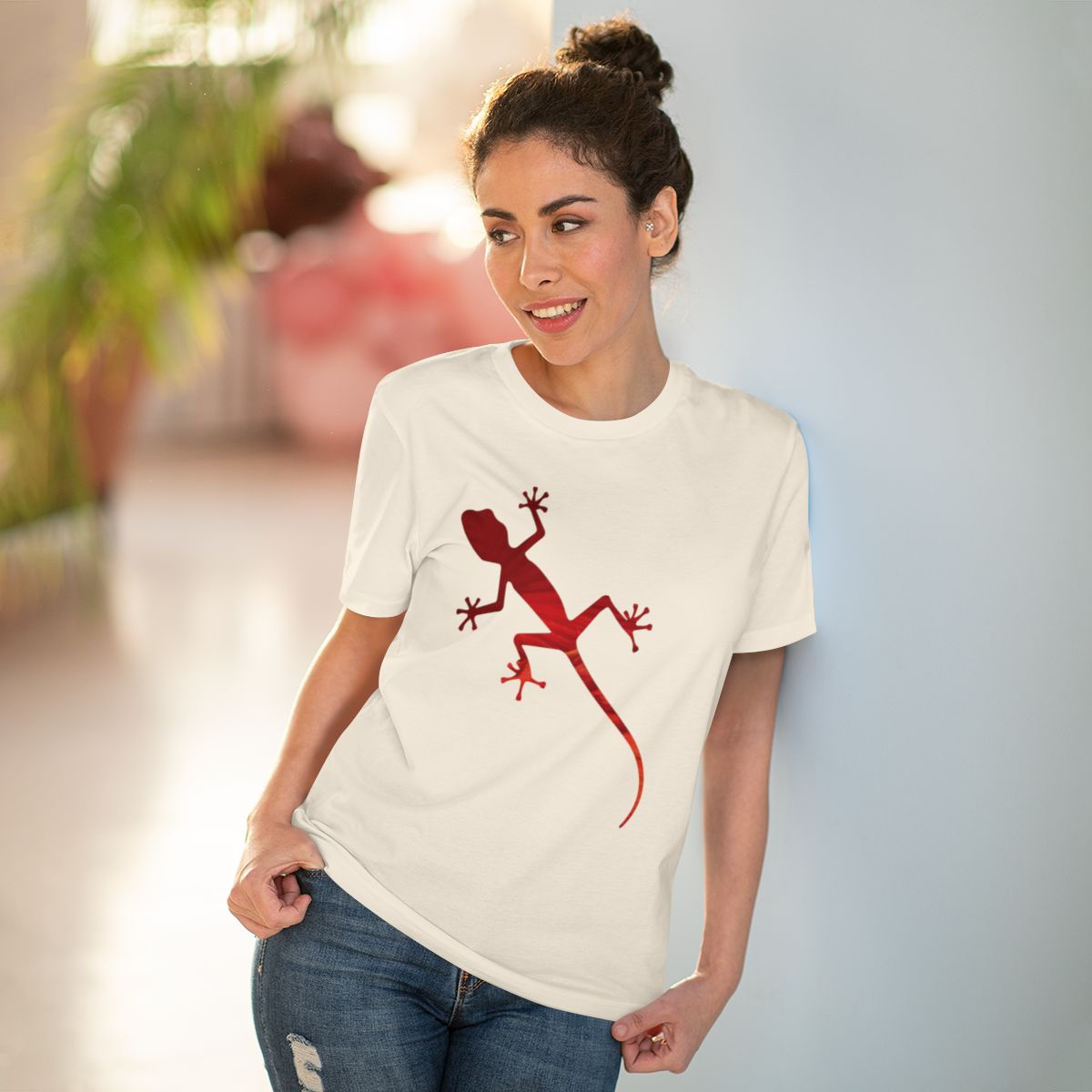 organic adult unisex t shirt with gecko design by Nat-Ts