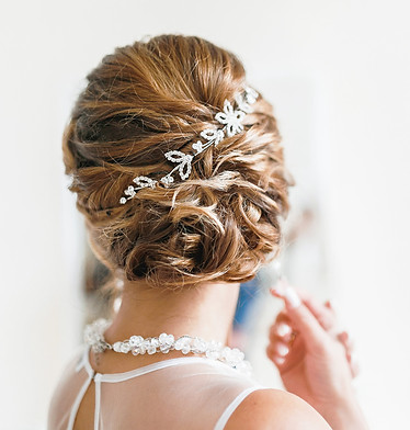 Wedding Hair Accessory_edited.jpg