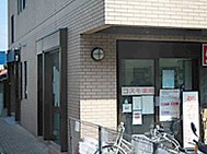 コスモ薬局さんがあるビルです。