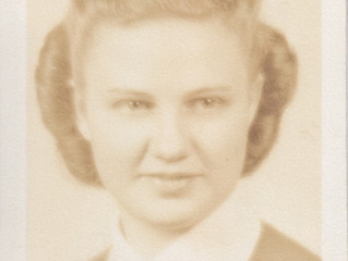 Strande - Grand Forks, 1942
