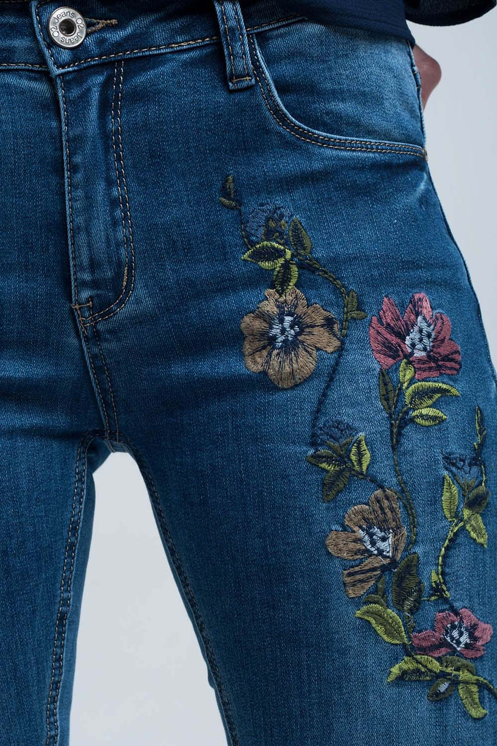 Thumbnail: Blue Skinny Jean With Embroideries