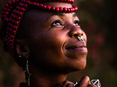 The One Who Sings
(Zolani Mahola)
South Africa
Afro-Folk & Sacred Songs