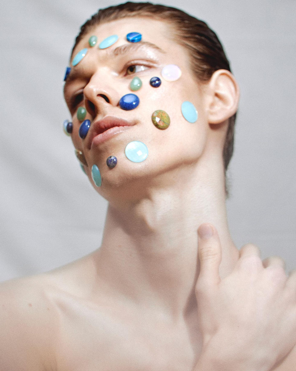 BLUE SHINING 
Ph: Fabio Enes 
Beauty: Kathê Portillo