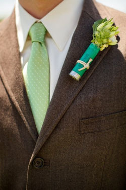 rustic weding buttonhole.jpg