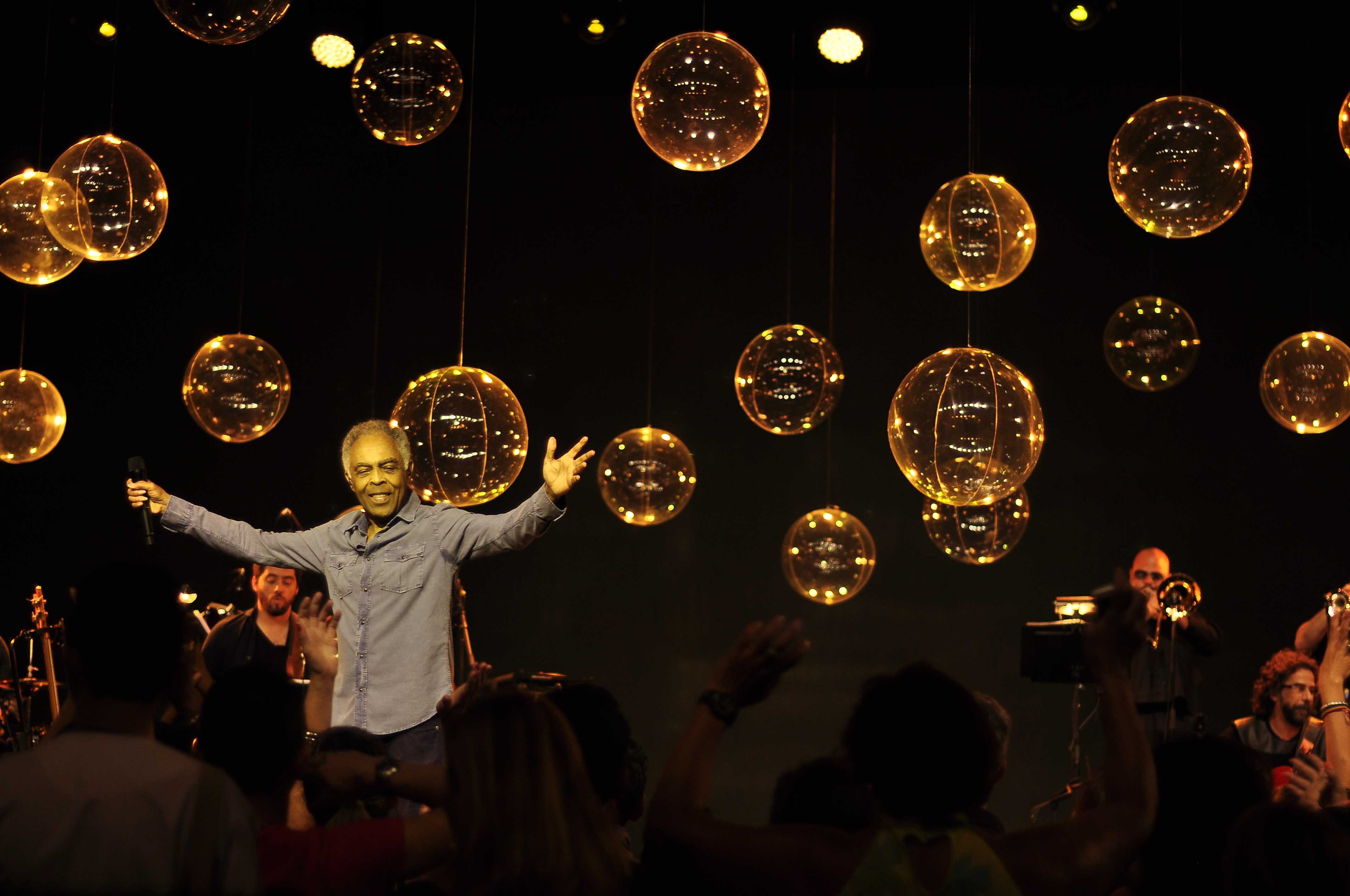GLOBO DE OURO