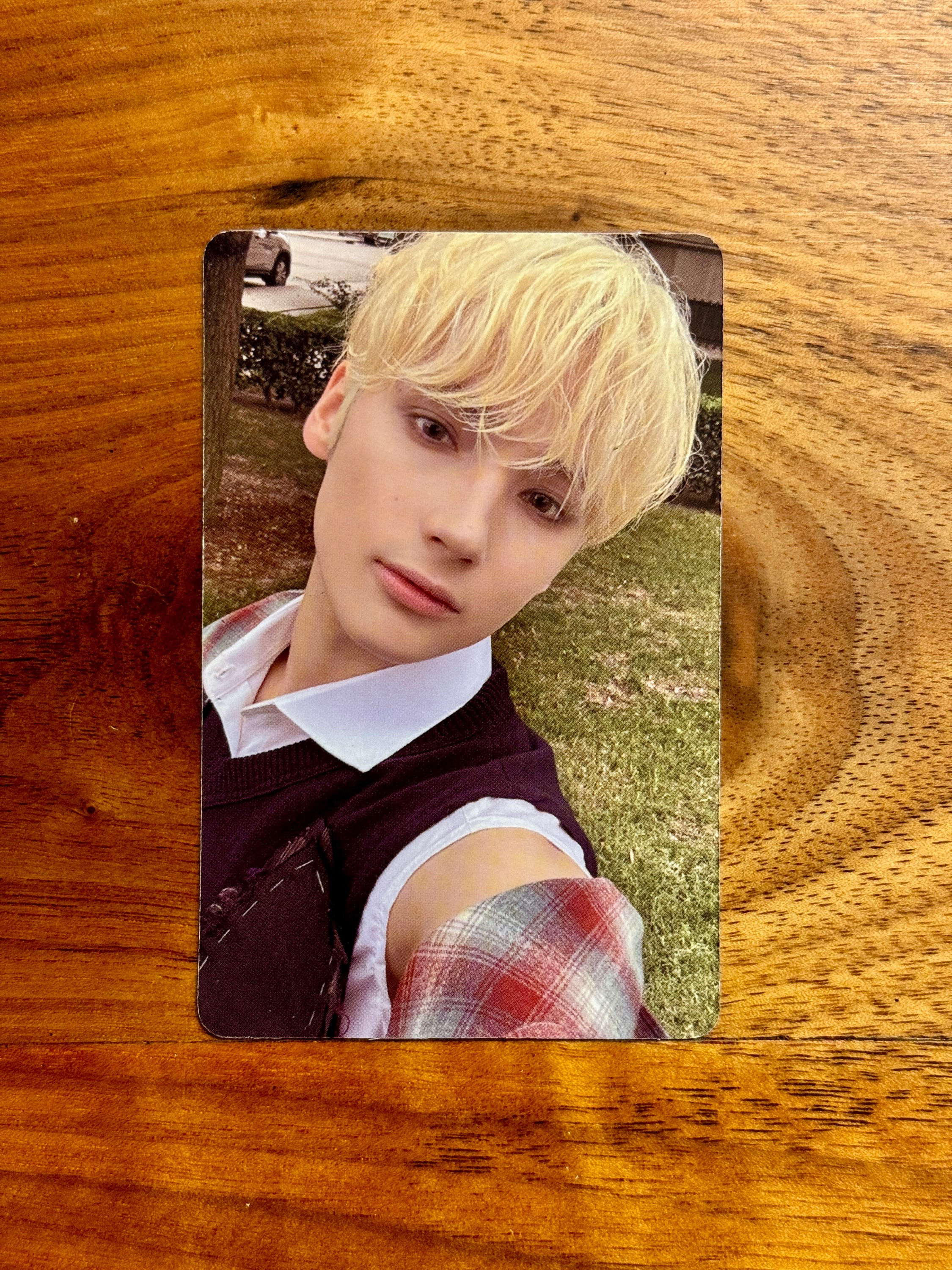 Hueningkai Freefall Weverse Album Ver. Photocard - B1