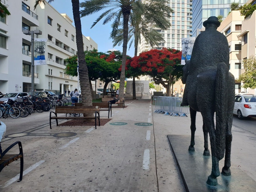 Statue équestre de Meir Dizengoff