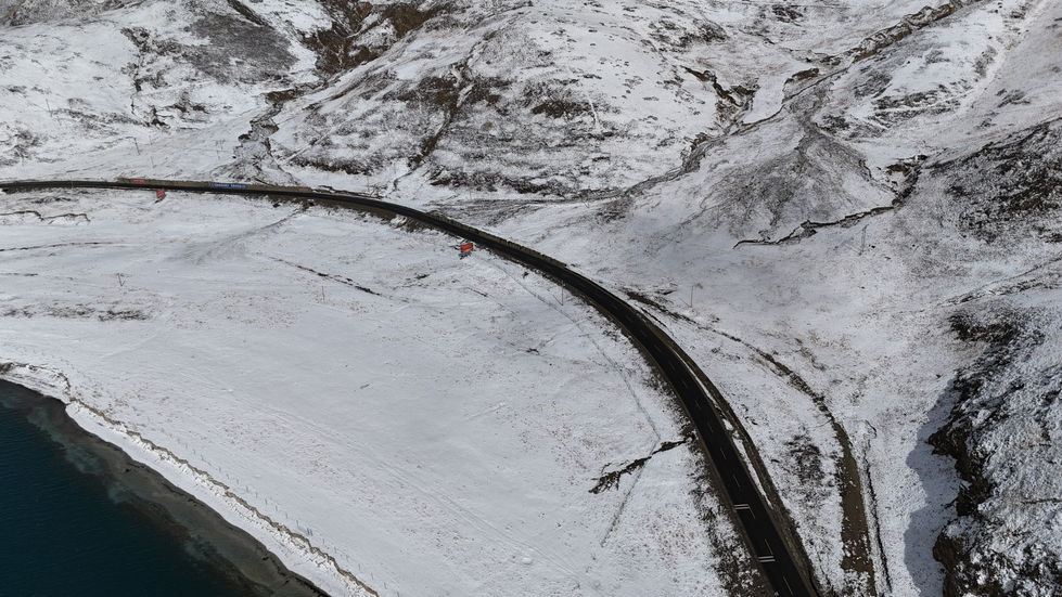 DJI_20250501043354_0652_D