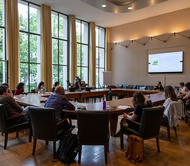 תמונה מהכנס בבאזל.jpg