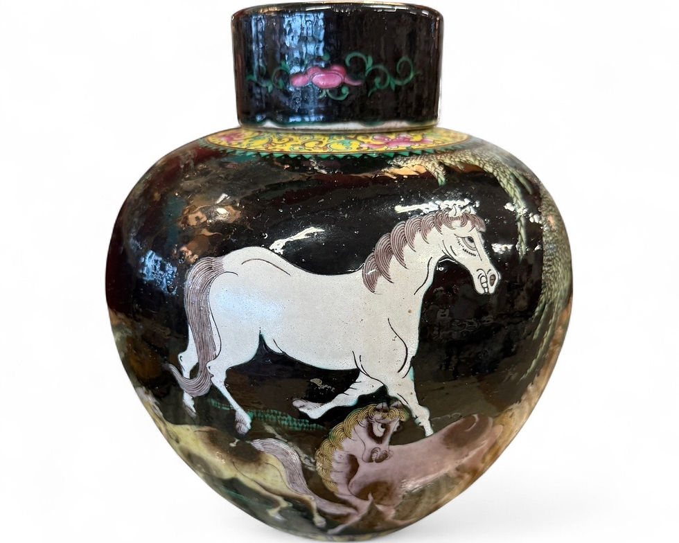 Famille Noir Ginger Jar